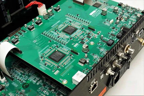 是我聽過臨場感最實在的同類產品 playback designs mpt 8 mpd 8